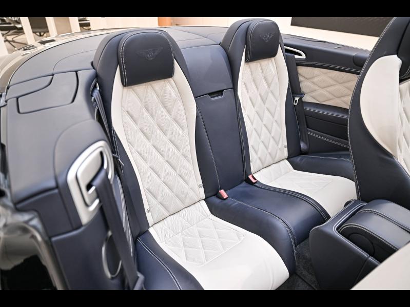 Voitures occasions BENTLEY Continental GTC Base Paris