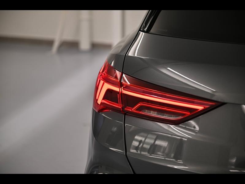 Voitures occasions Audi Q3 S line Paris