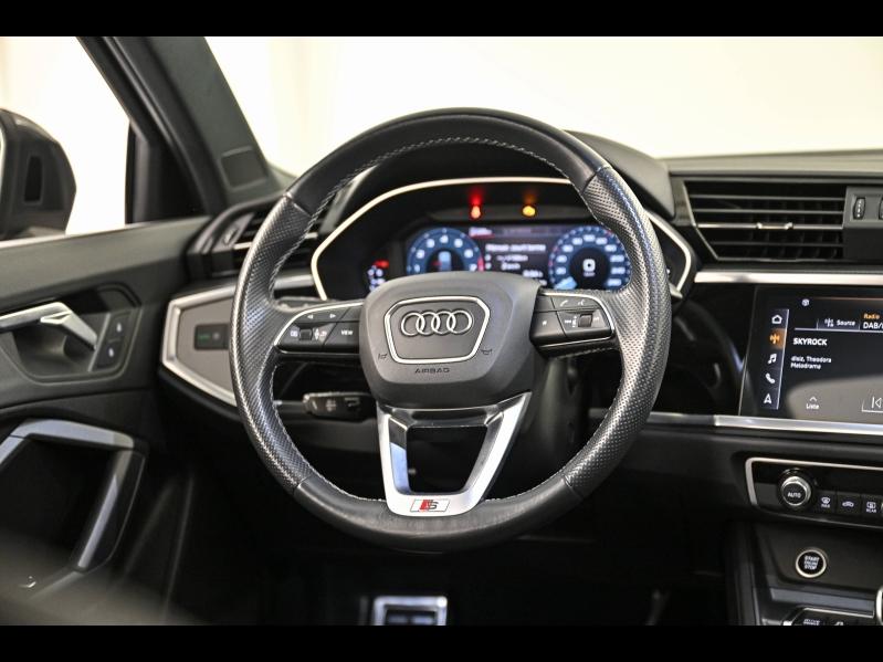 Voitures occasions Audi Q3 S line Paris