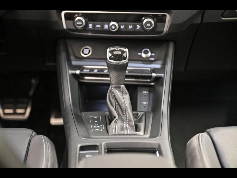 Voitures occasions Audi Q3 S line Paris