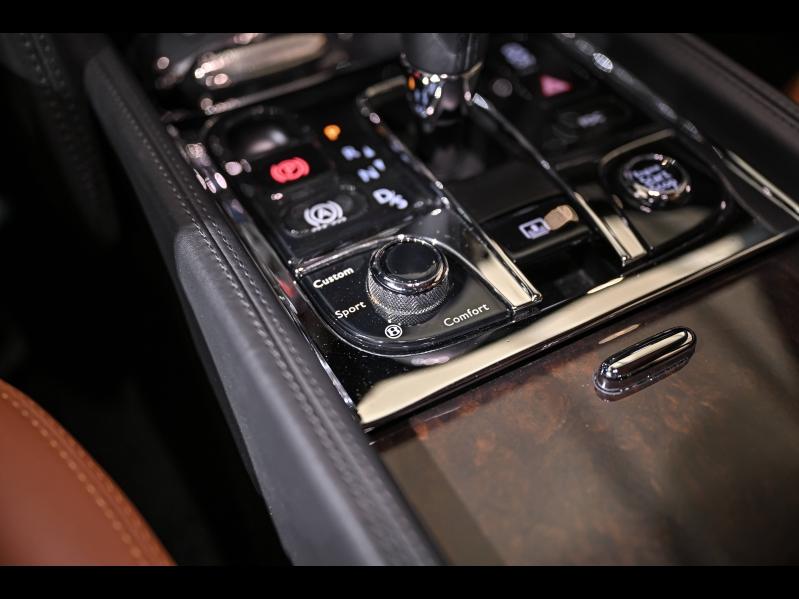 Voitures occasions BENTLEY Mulsanne Base Paris