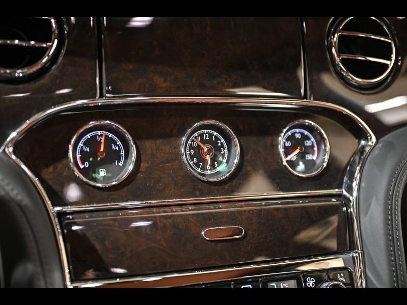 Voitures occasions BENTLEY Mulsanne Base Paris