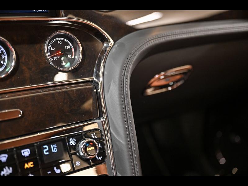 Voitures occasions BENTLEY Mulsanne Base Paris