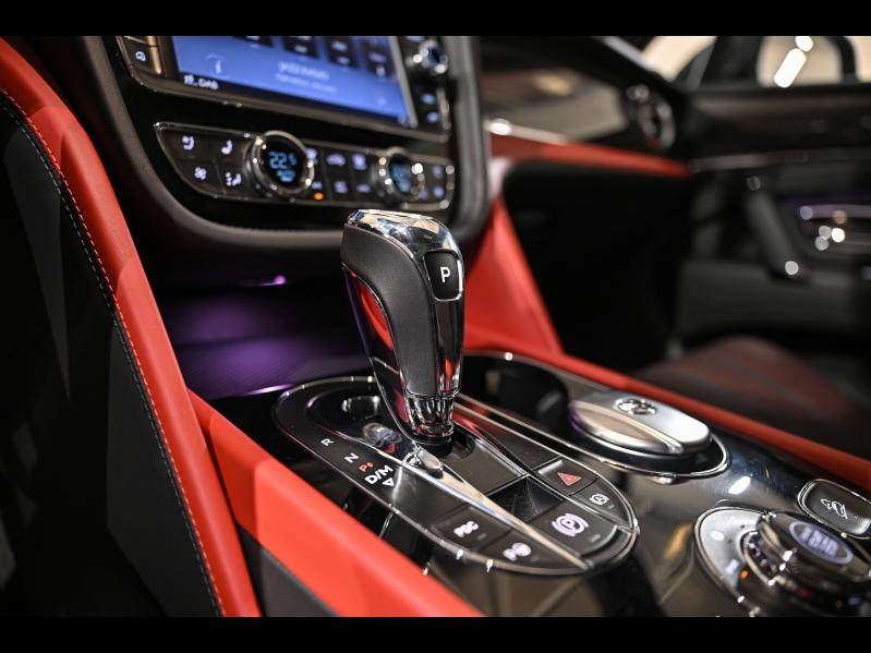 Voitures occasions BENTLEY Bentayga Base Paris