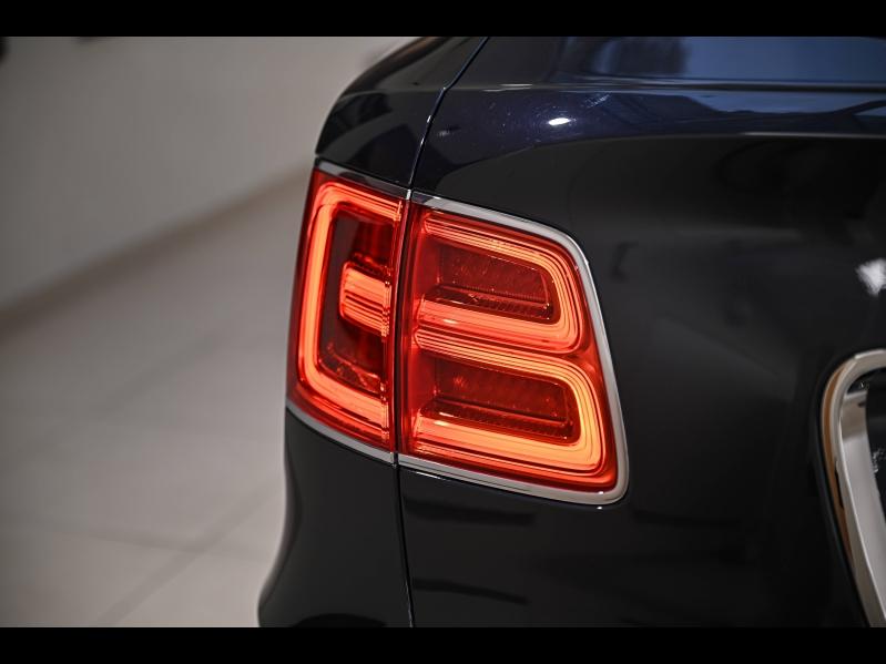 Voitures occasions BENTLEY Bentayga Base Paris