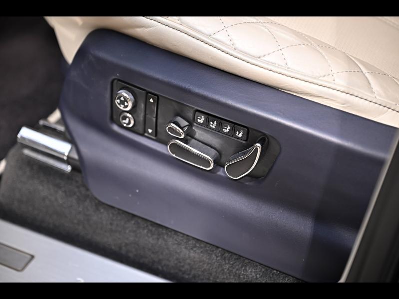 Voitures occasions BENTLEY Bentayga Base Paris