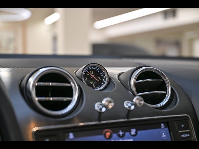 Voitures occasions BENTLEY Bentayga Base Paris