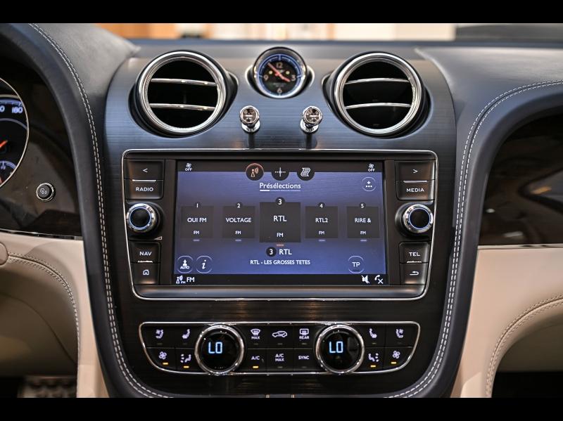 Voitures occasions BENTLEY Bentayga Base Paris