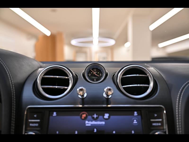 Voitures occasions BENTLEY Bentayga Base Paris