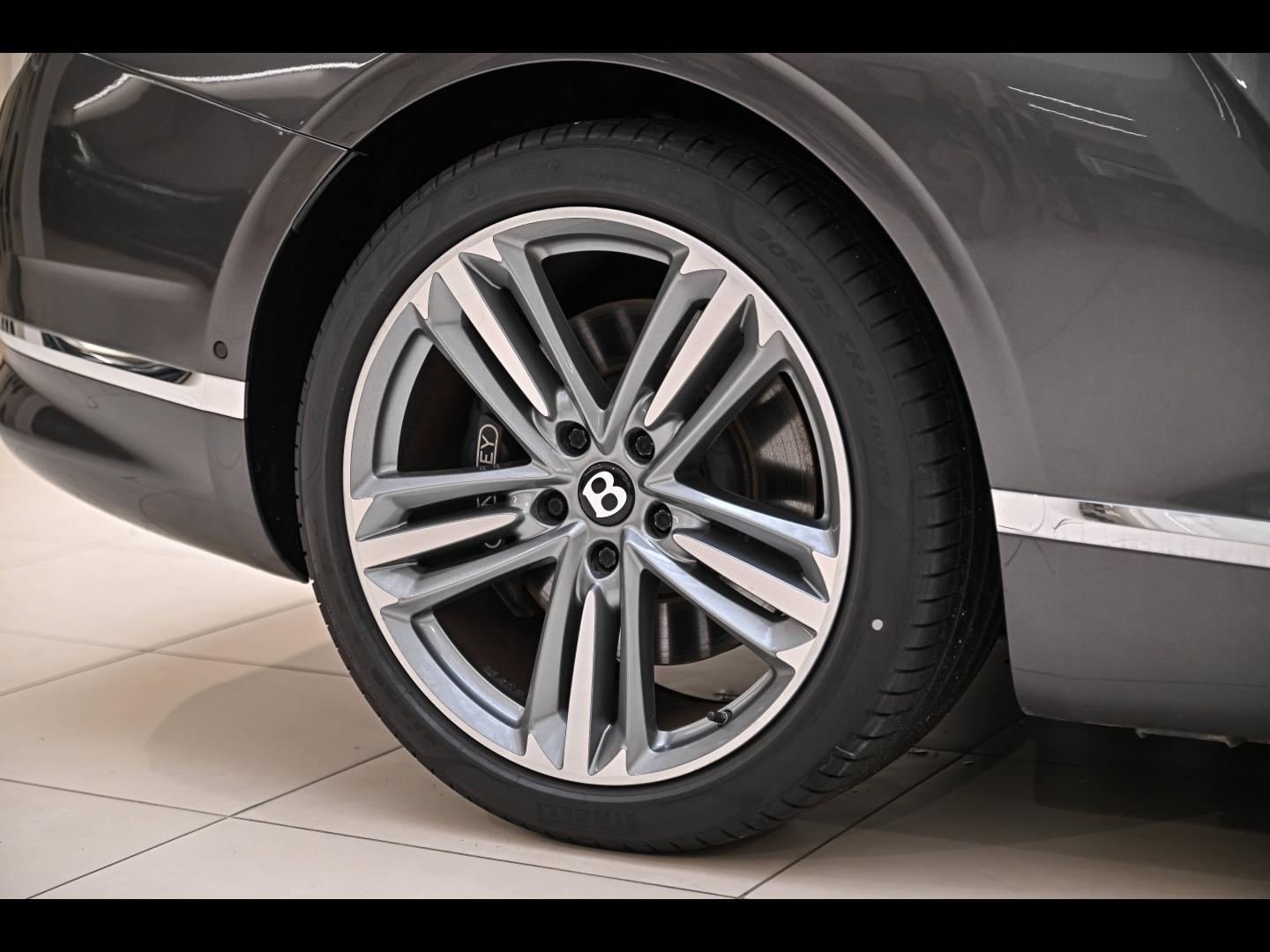 Voitures occasions BENTLEY Continental GT Base Paris