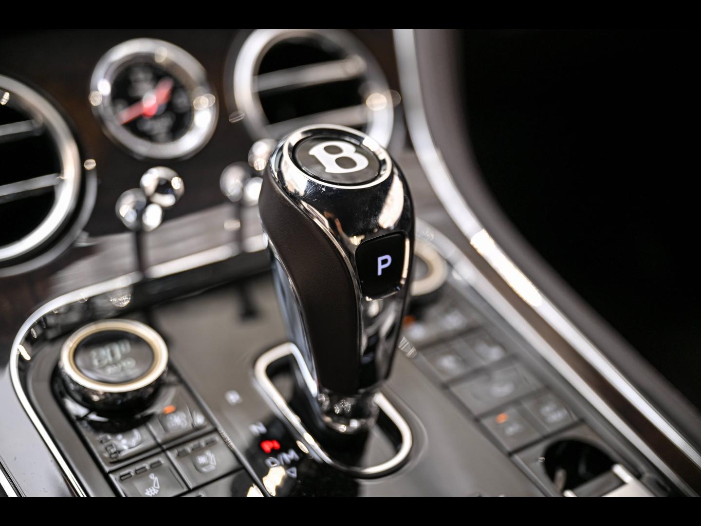 Voitures occasions BENTLEY Continental GT Base Paris