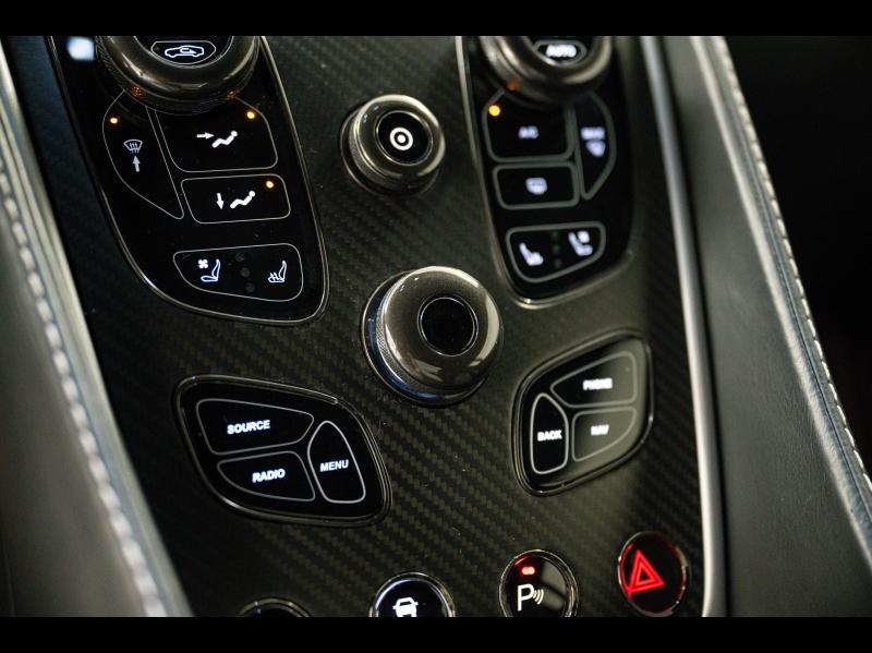 Voitures occasions ASTON MARTIN Vanquish Base Paris