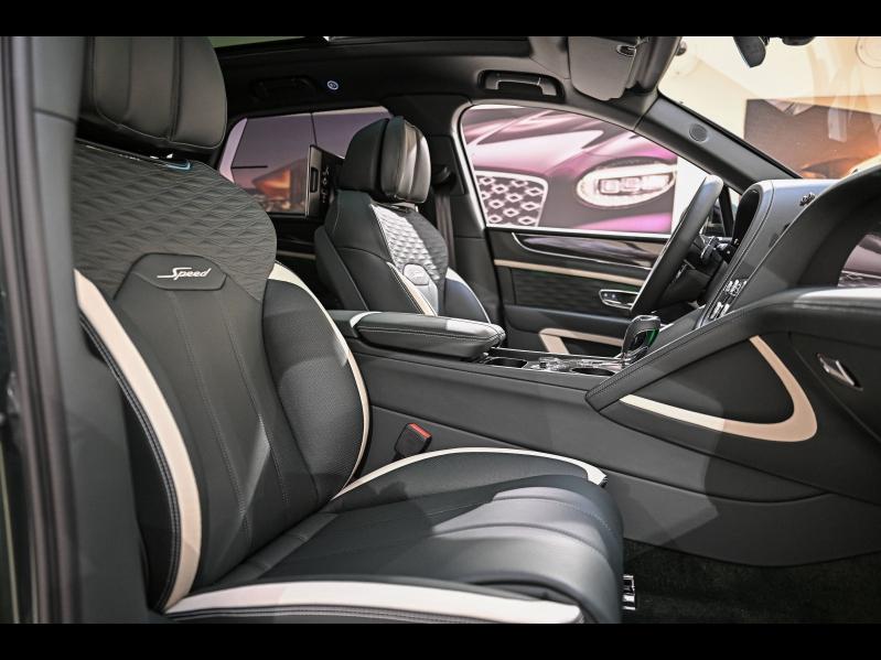 Voitures occasions BENTLEY Bentayga Base Paris