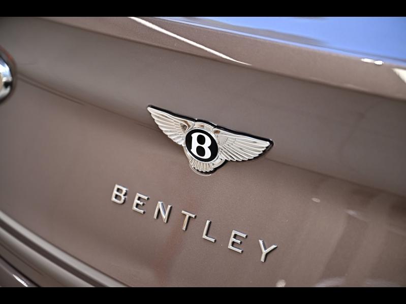Voitures occasions BENTLEY Bentayga Base Paris