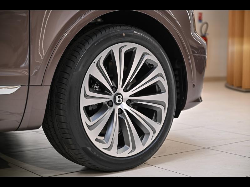 Voitures occasions BENTLEY Bentayga Base Paris