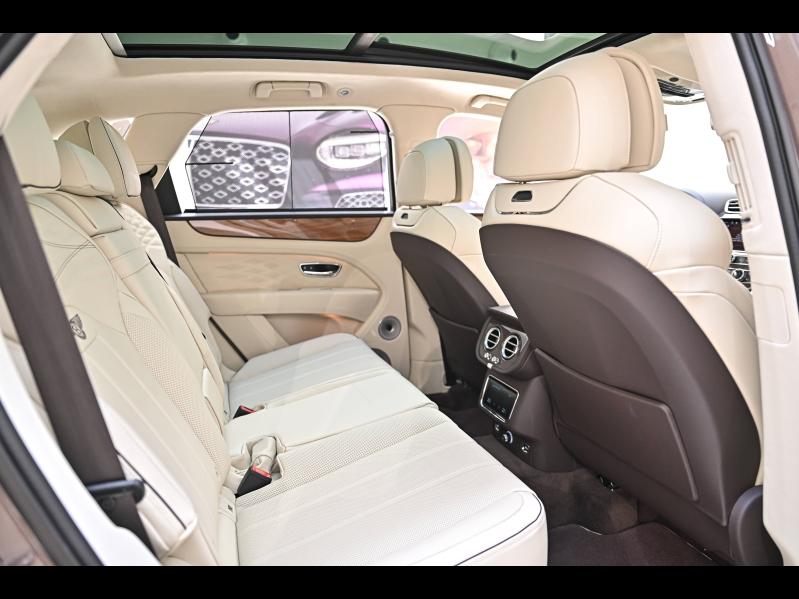 Voitures occasions BENTLEY Bentayga Base Paris