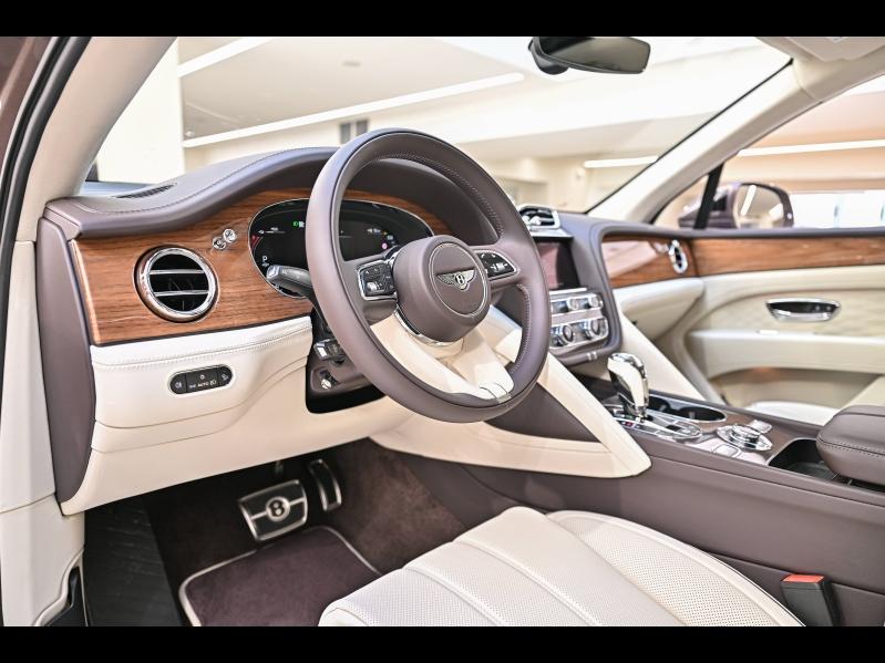 Voitures occasions BENTLEY Bentayga Base Paris