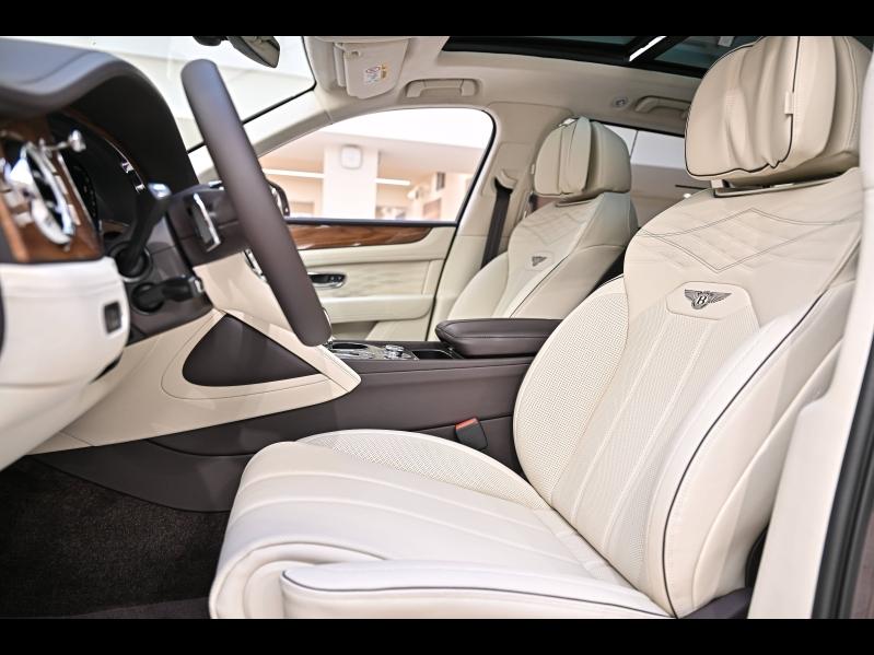 Voitures occasions BENTLEY Bentayga Base Paris