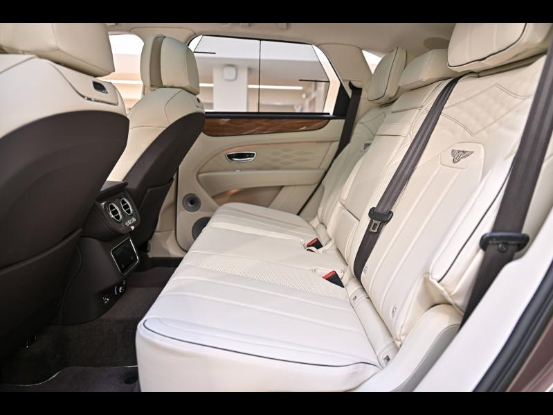 Voitures occasions BENTLEY Bentayga Base Paris