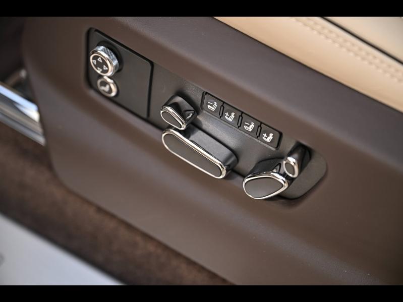 Voitures occasions BENTLEY Bentayga Base Paris