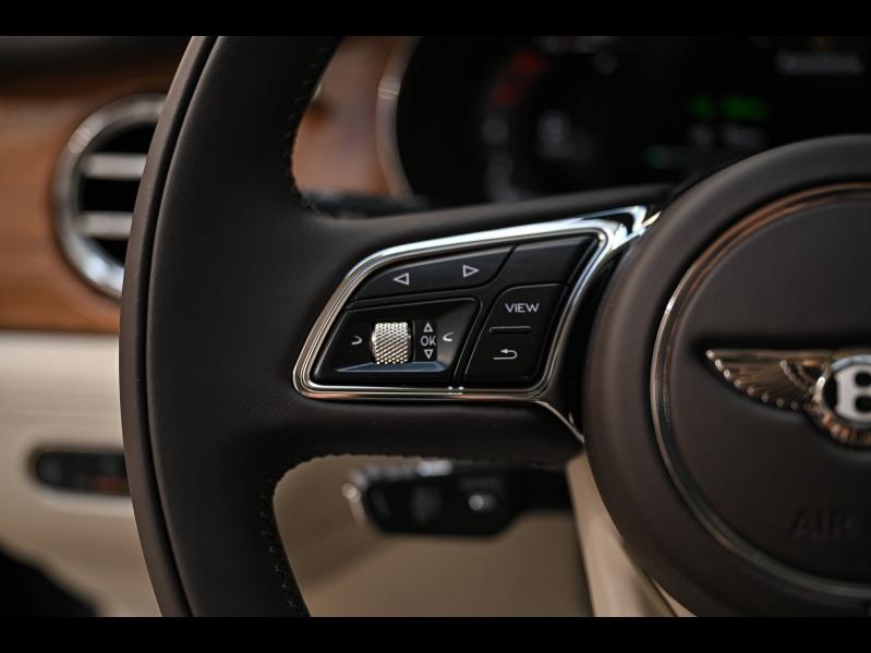 Voitures occasions BENTLEY Bentayga Base Paris