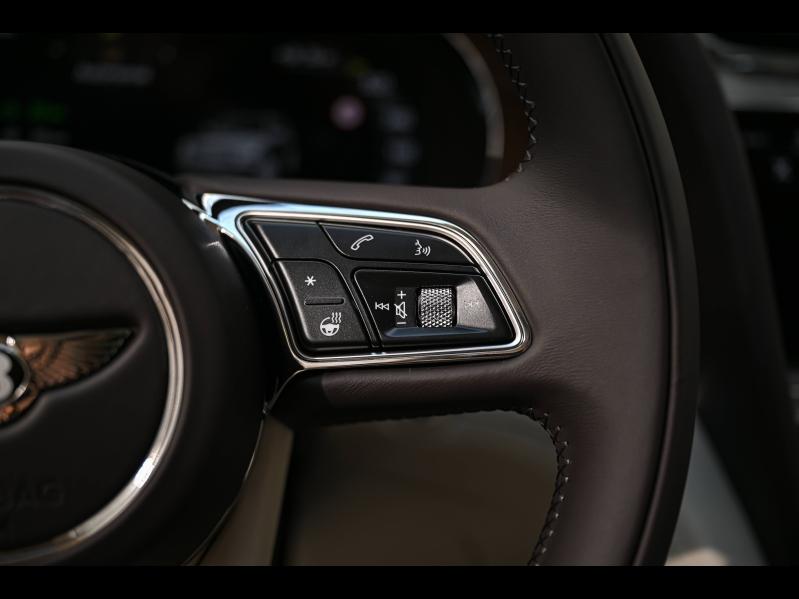 Voitures occasions BENTLEY Bentayga Base Paris