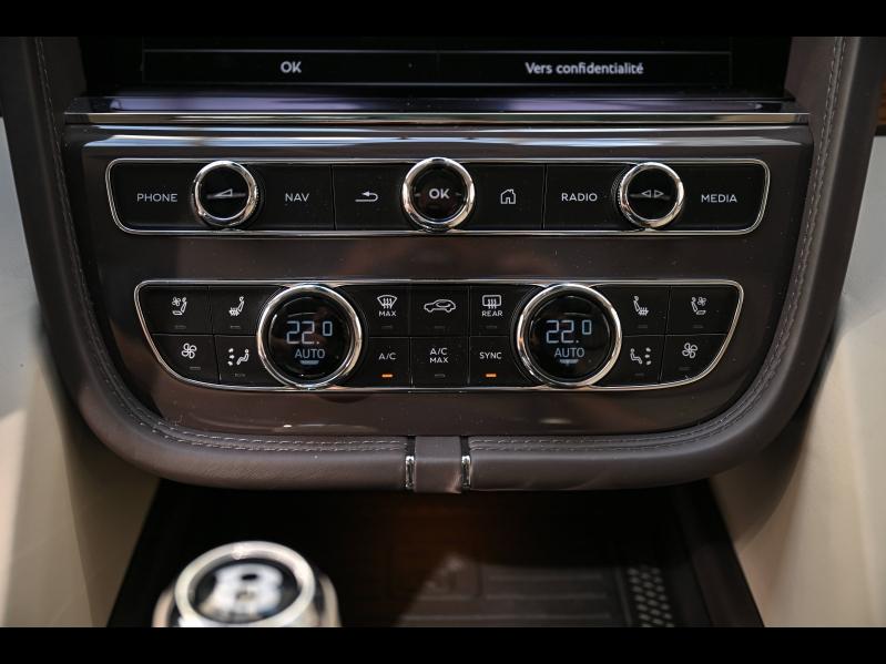 Voitures occasions BENTLEY Bentayga Base Paris
