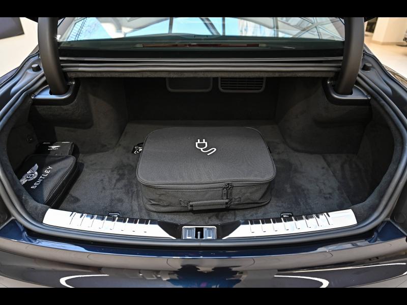 Voitures occasions BENTLEY Flying Spur Base Paris