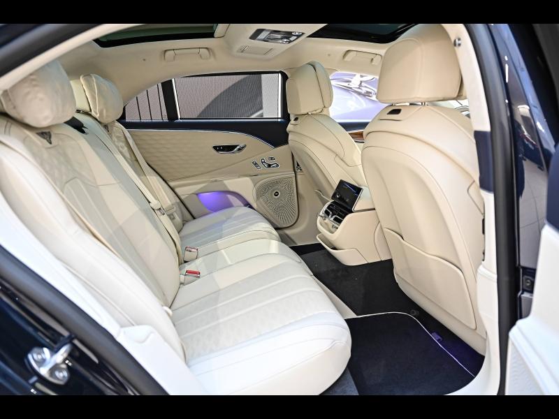 Voitures occasions BENTLEY Flying Spur Base Paris