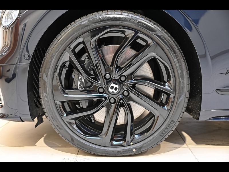 Voitures occasions BENTLEY Flying Spur Base Paris