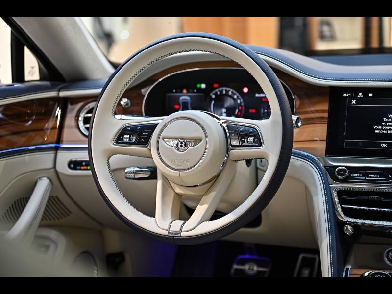 Voitures occasions BENTLEY Flying Spur Base Paris