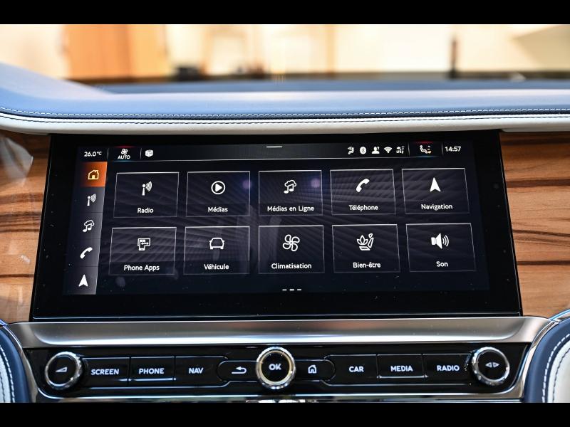 Voitures occasions BENTLEY Flying Spur Base Paris