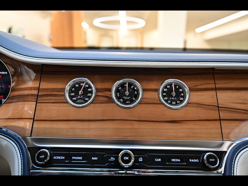 Voitures occasions BENTLEY Flying Spur Base Paris