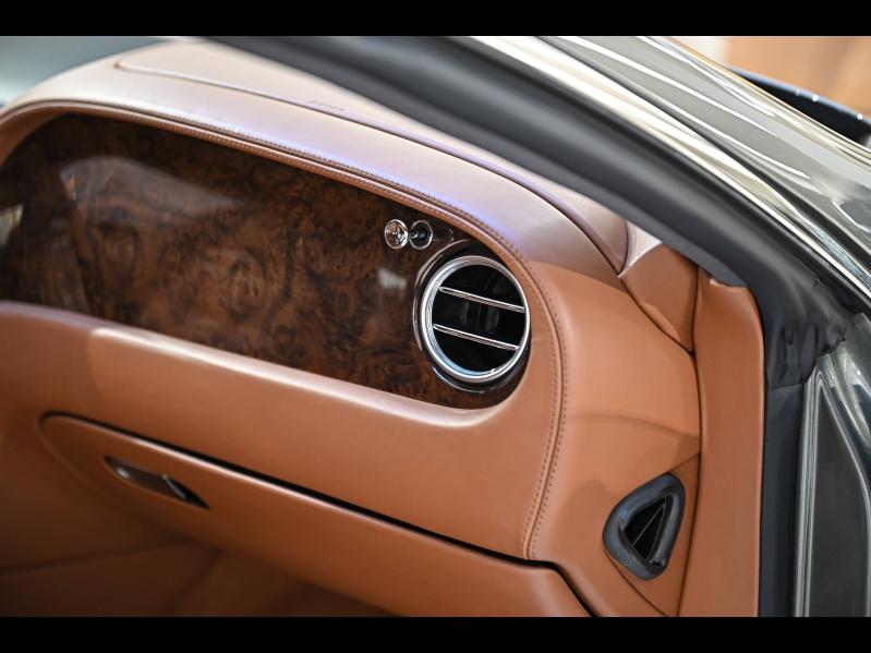 Voitures occasions BENTLEY Continental GT Base Paris