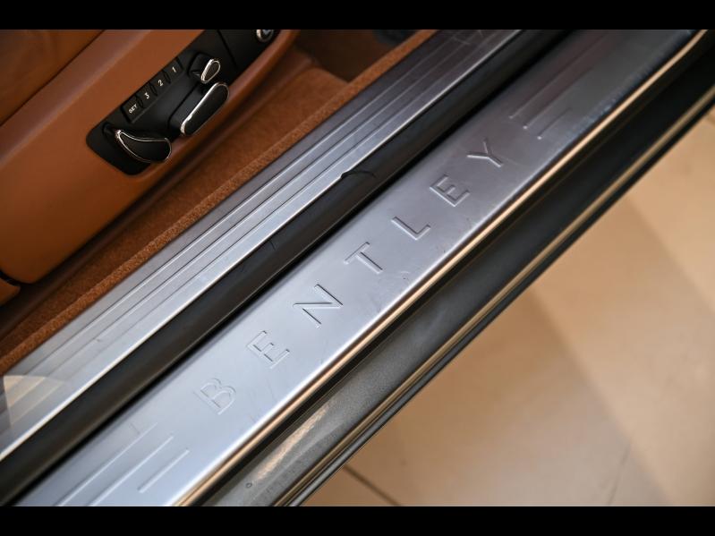 Voitures occasions BENTLEY Continental GT Base Paris