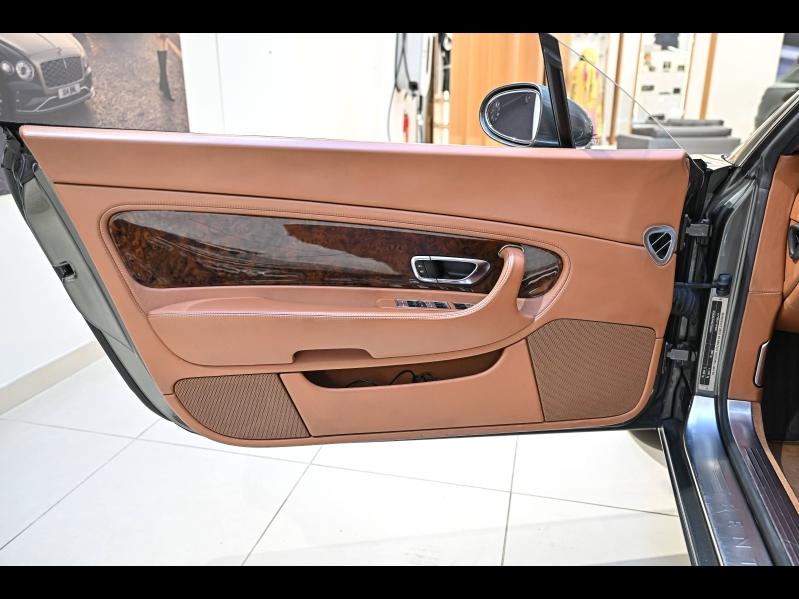 Voitures occasions BENTLEY Continental GT Base Paris