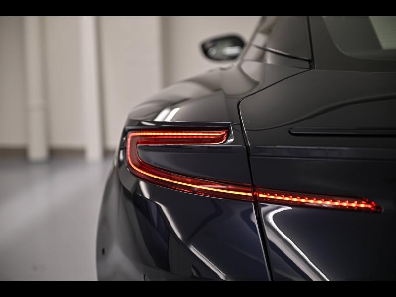 Voitures occasions ASTON MARTIN DB11 Base Paris