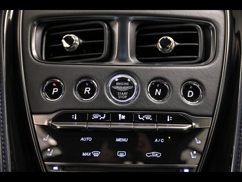 Voitures occasions ASTON MARTIN DB11 Base Paris