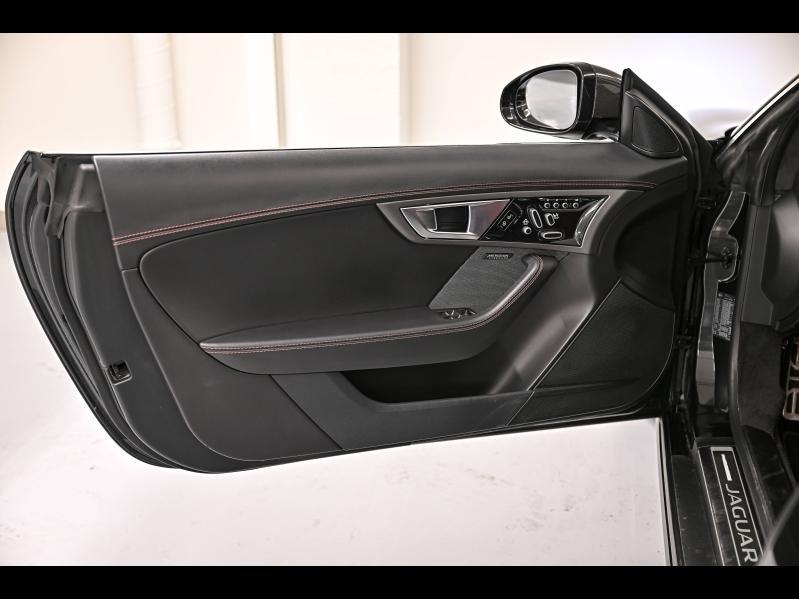 Voitures occasions JAGUAR F-Type Coupe R Paris