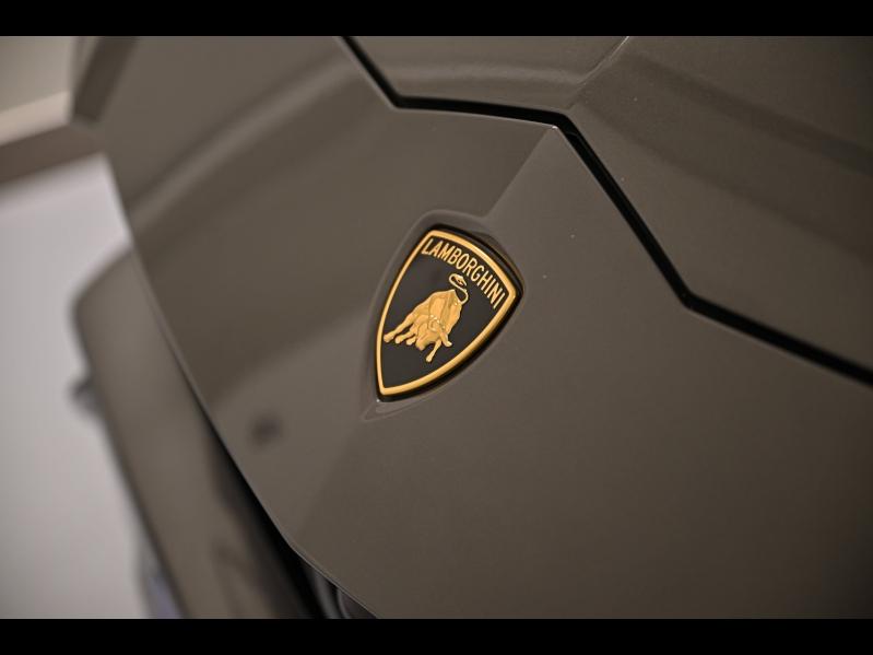 Voitures occasions LAMBORGHINI Urus Base Paris