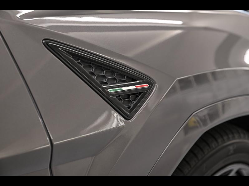 Voitures occasions LAMBORGHINI Urus Base Paris