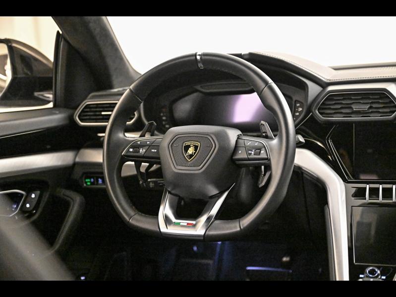 Voitures occasions LAMBORGHINI Urus Base Paris