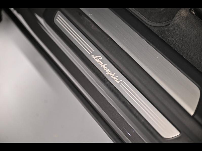 Voitures occasions LAMBORGHINI Urus Base Paris