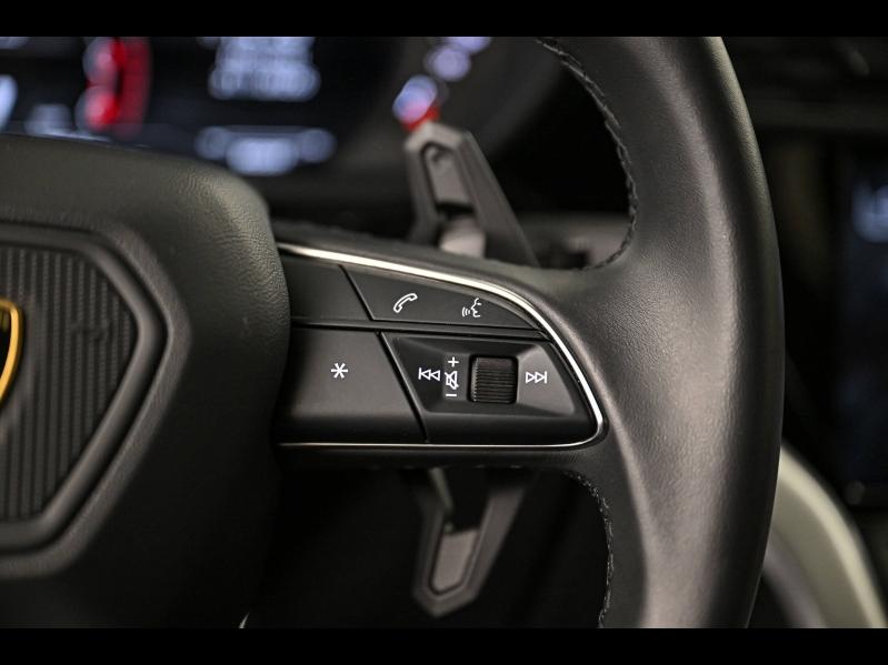 Voitures occasions LAMBORGHINI Urus Base Paris