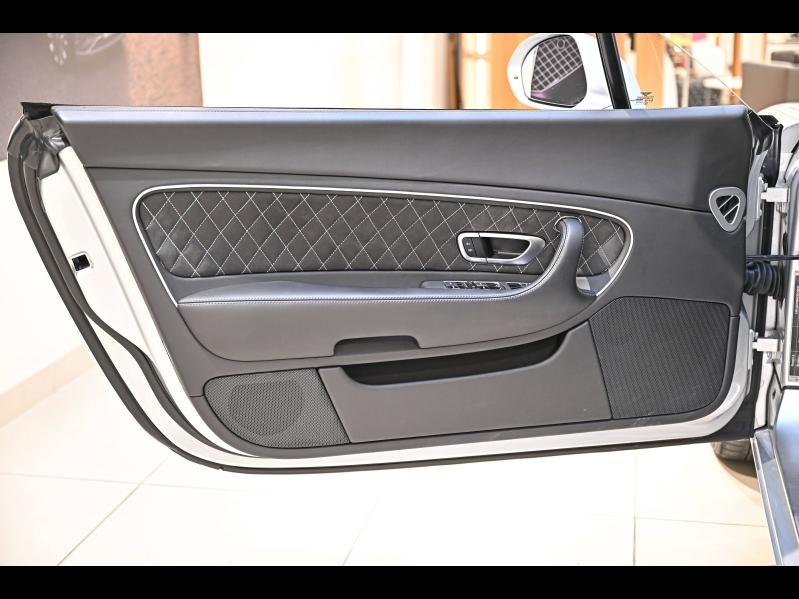 Voitures occasions BENTLEY Continental GT Base Paris