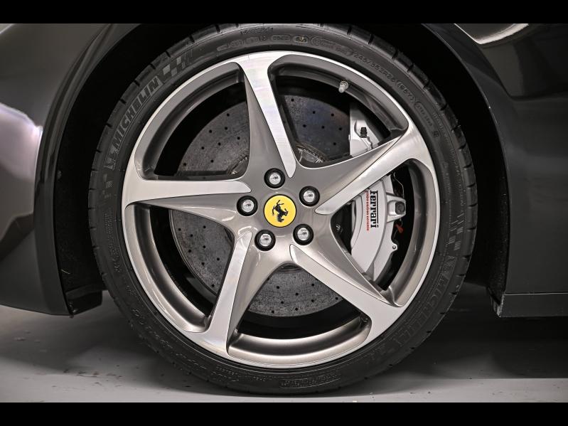 Voitures occasions FERRARI FF Base Paris