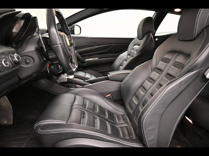 Voitures occasions FERRARI FF Base Paris