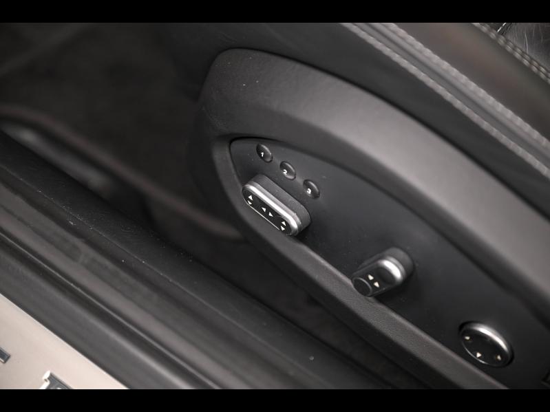 Voitures occasions FERRARI FF Base Paris