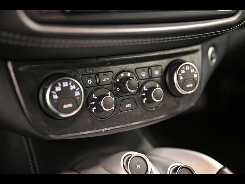 Voitures occasions FERRARI FF Base Paris