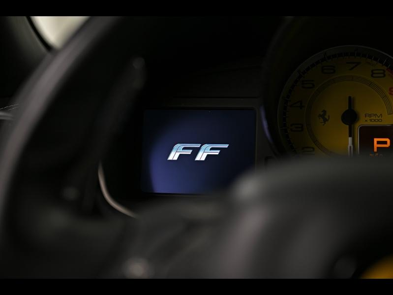 Voitures occasions FERRARI FF Base Paris